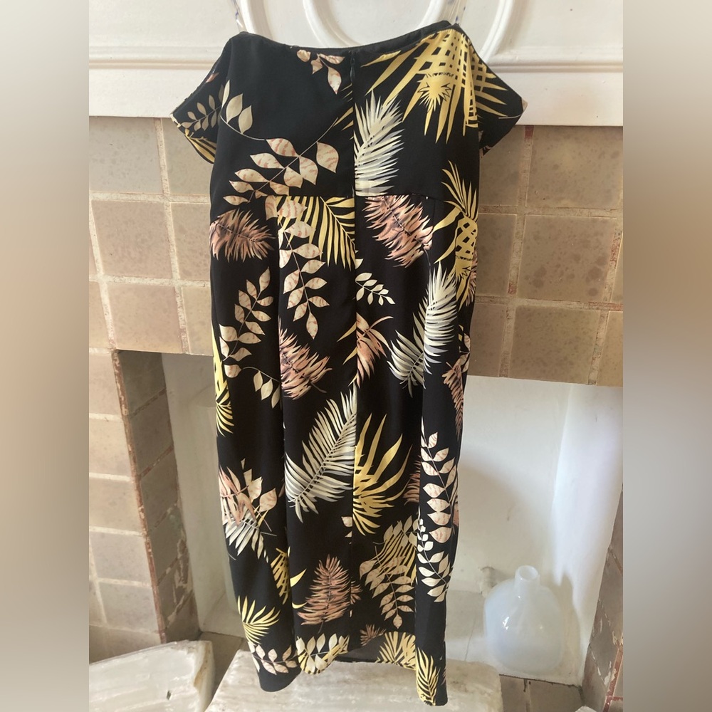 New Idem Ditto Elegant Lined Leaf Print Dress